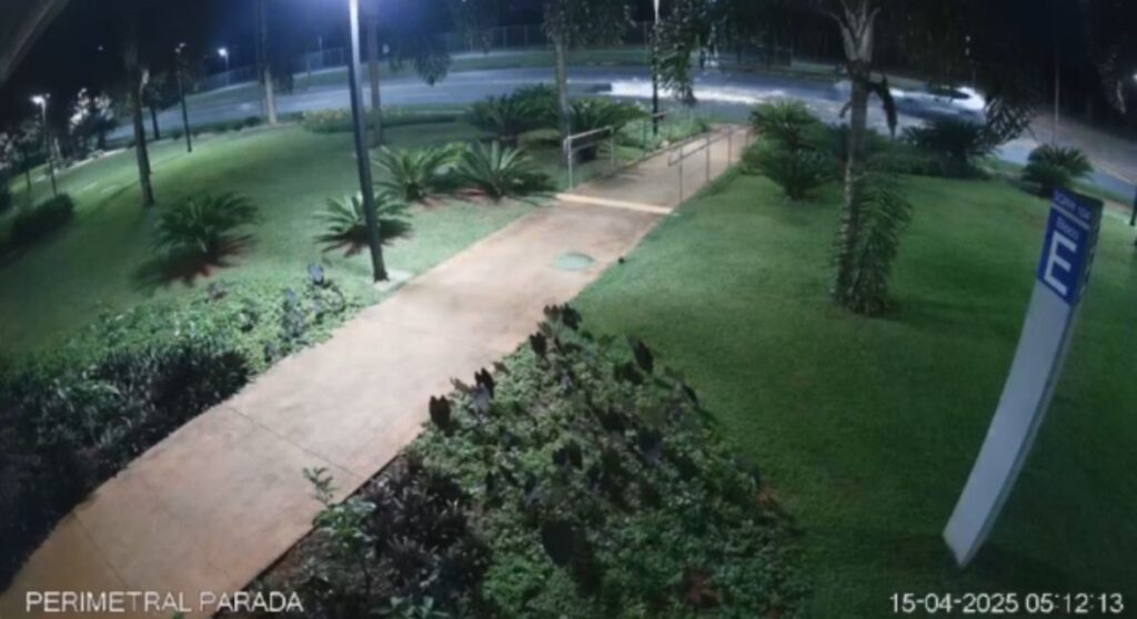 Motorista que atropelou e matou motociclista no Noroeste, se entrega à polícia
